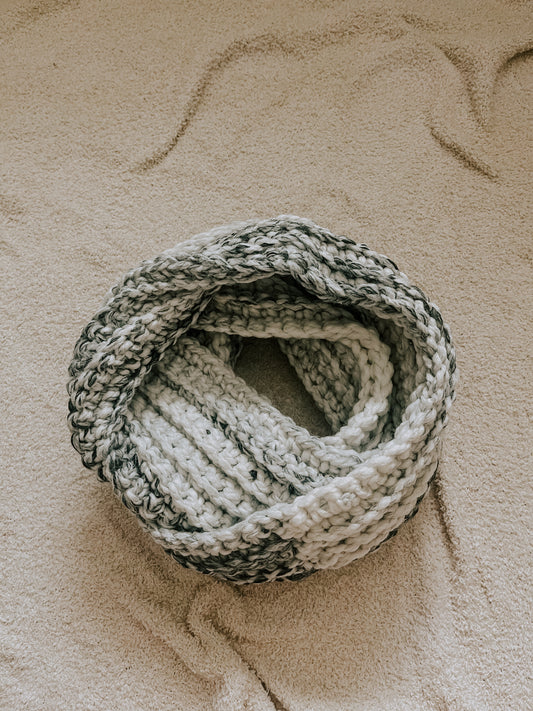 Chunky Infinity Scarf | Marble