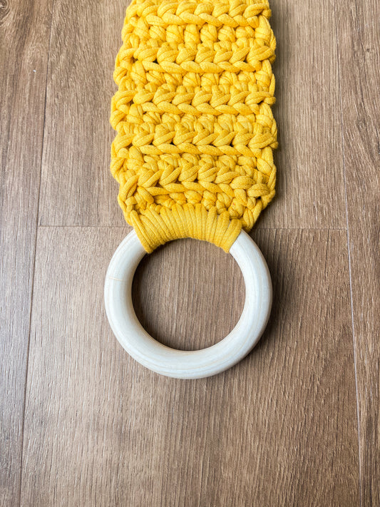 Ribbed Towel Holder | Saffron