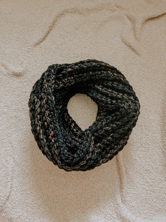 Chunky Infinity Scarf | Toasted Almond