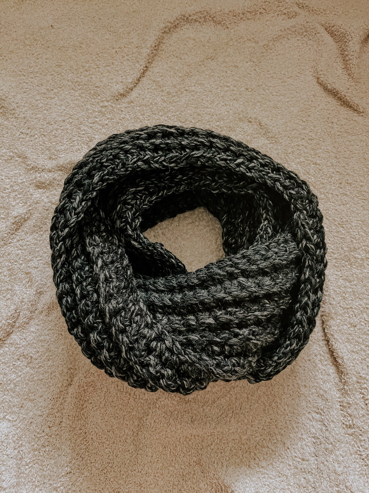 Chunky Infinity Scarf | Charcoal