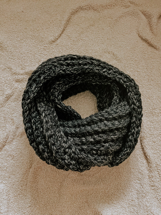 Chunky Infinity Scarf | Charcoal