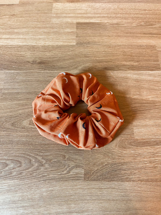 Halloween Scrunchie | Orange Moons