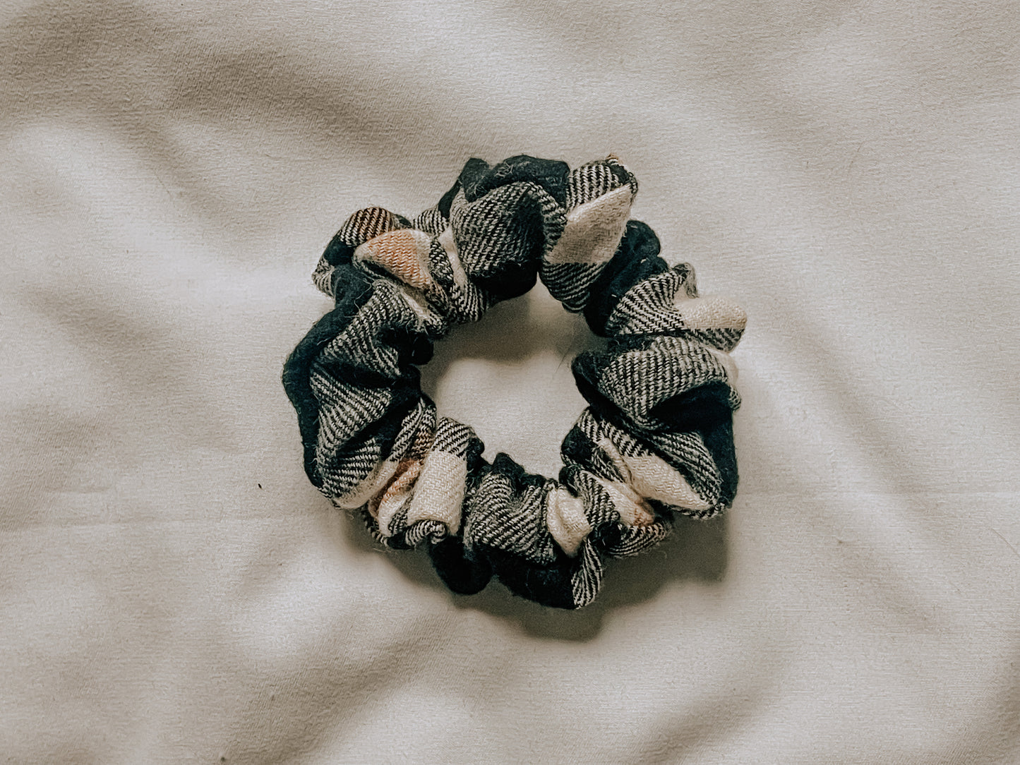 Cotton Scrunchie | Black and Cream Plaid
