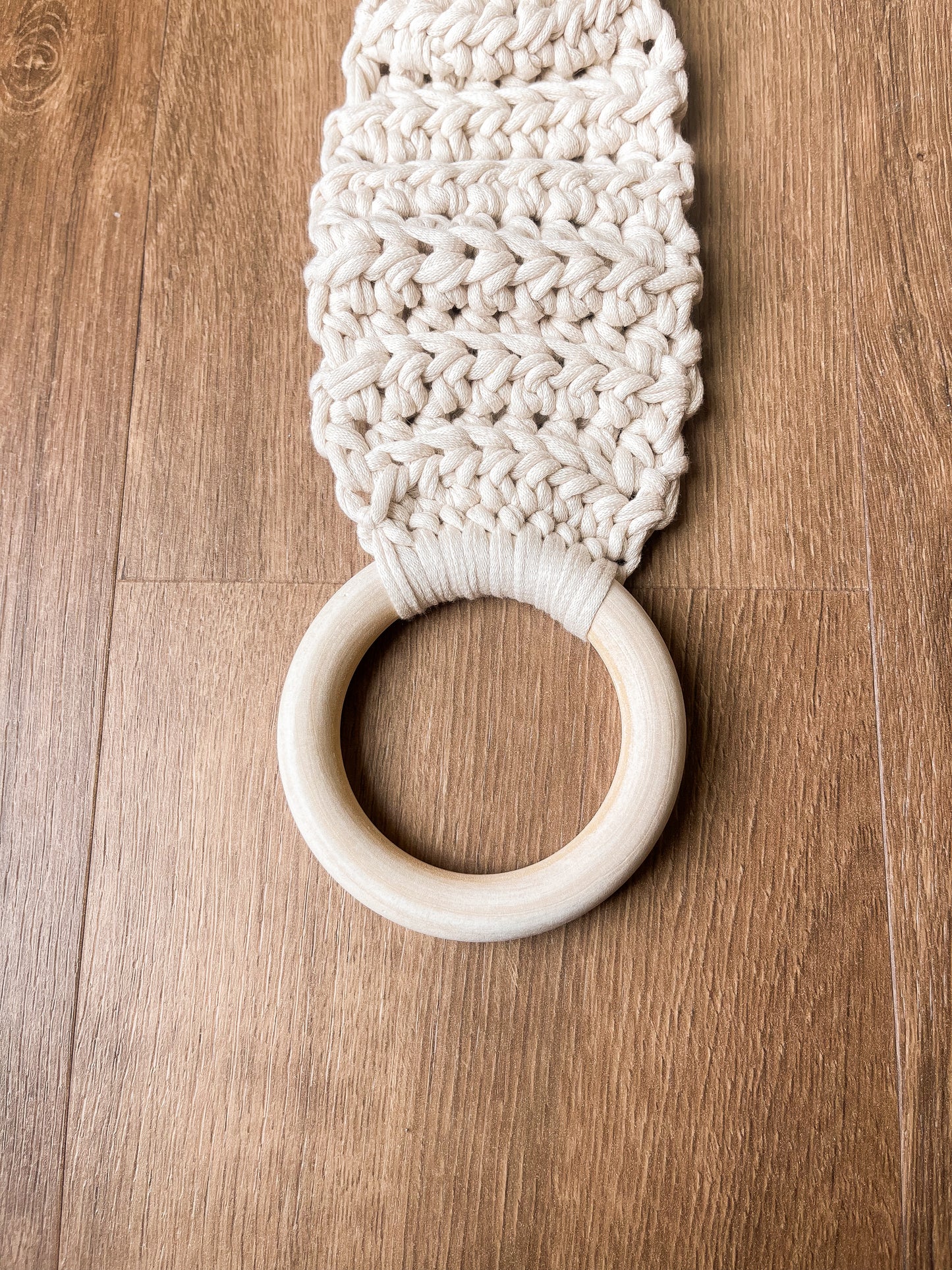 Ribbed Towel Holder | Cream