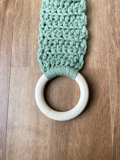 Ribbed Towel Holder | Lichen