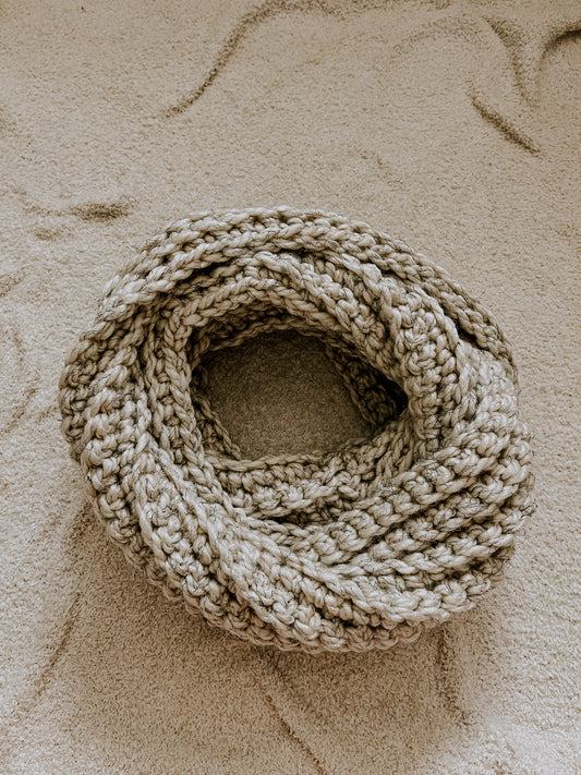 Chunky Infinity Scarf | Wheat